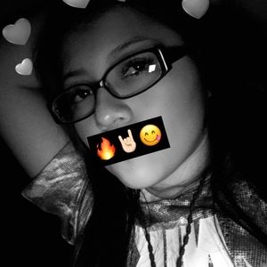 Meet your Posher, Anahi